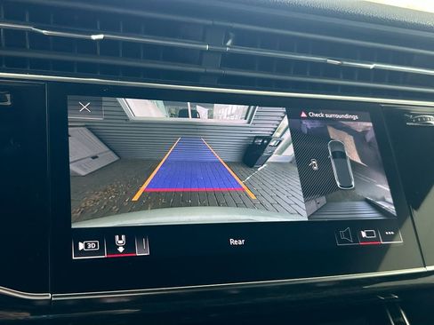 Used 2025 Audi Q7 3.0T Premium Plus image 26