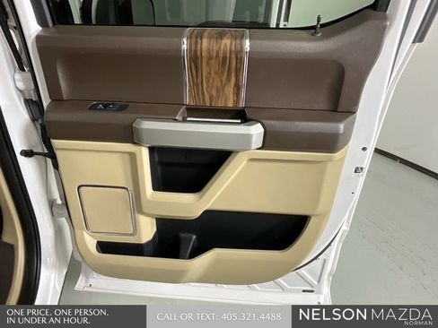 Used 2018 Ford F150 Lariat image 23