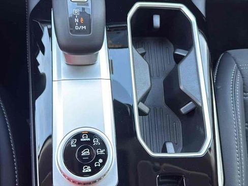 New 2026 Mitsubishi Outlander AWD image 26