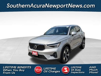 Used 2025 Volvo XC40 B5 Plus