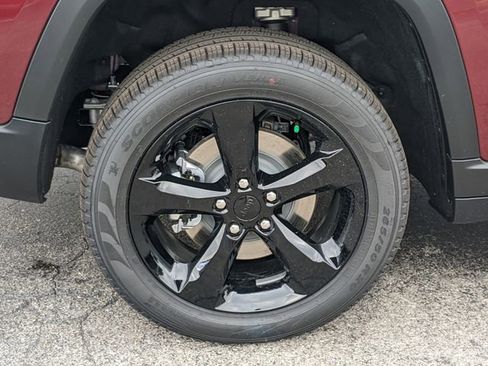 New 2025 Jeep Grand Cherokee L Limited w/ Black Appearance Package image 9