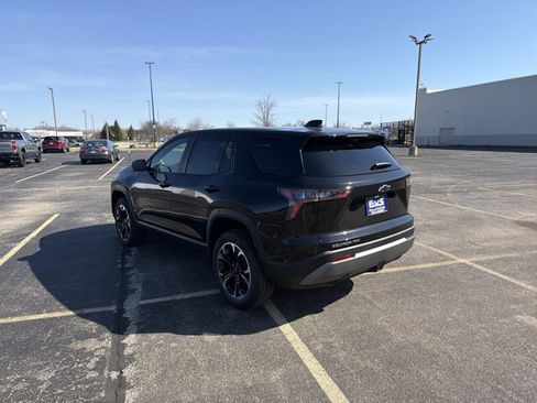 New 2026 Chevrolet Equinox LT w/ Convenience Package II AWD/4WD image 7