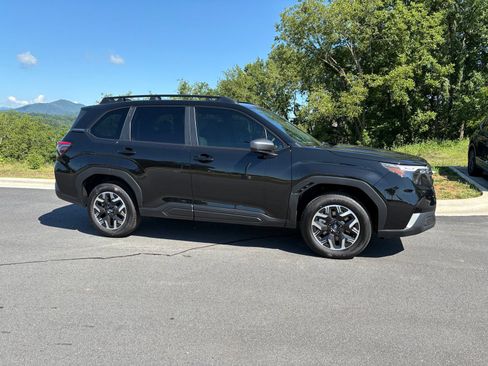 New 2026 Subaru Forester Premium AWD/4WD image 7