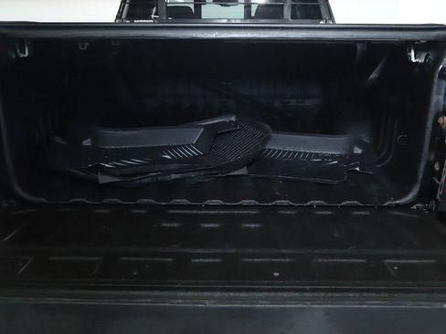 Used 2020 Chevrolet Colorado Z71 AWD/4WD image 30