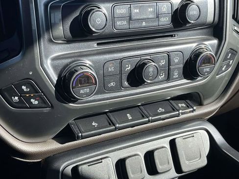 Used 2018 Chevrolet Silverado 1500 LTZ w/ Sport Package image 31