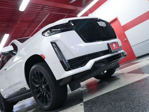 Used 2023 Cadillac Escalade Sport Platinum w/ LPO, ONYX Package AWD/4WD image 43