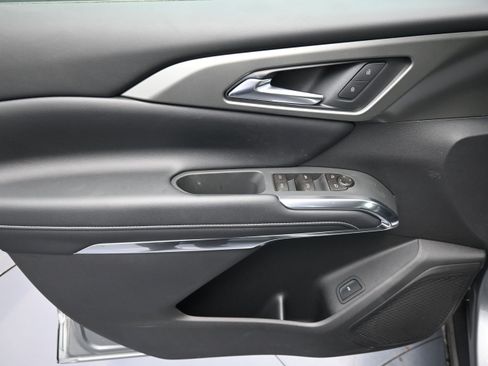 New 2026 Chevrolet Traverse LT w/ Driver Confidence Package FWD image 26