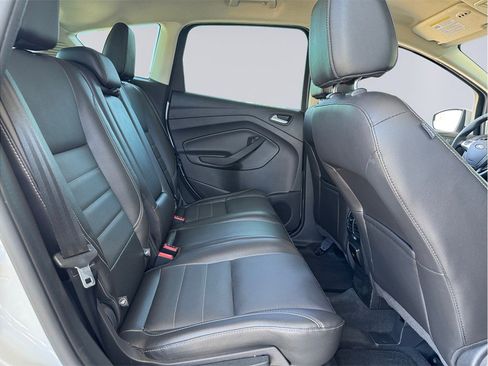 Used 2014 Ford C-MAX SEL FWD image 23