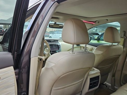 Used 2015 Nissan Murano Platinum w/ Platinum Technology Package image 18