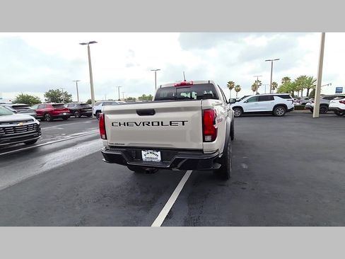 New 2026 Chevrolet Colorado Trail Boss AWD/4WD image 18