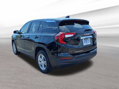 Certified 2023 GMC Terrain SLE FWD image 9