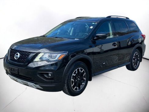 Used 2020 Nissan Pathfinder SL AWD/4WD image 2