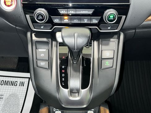 Used 2020 Honda CR-V Touring image 32