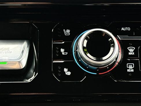 Used 2025 GMC Sierra 1500 AT4 w/ AT4 Premium Package image 21