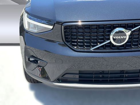 New 2026 Volvo XC40 B4 Plus w/ Climate Package FWD image 11