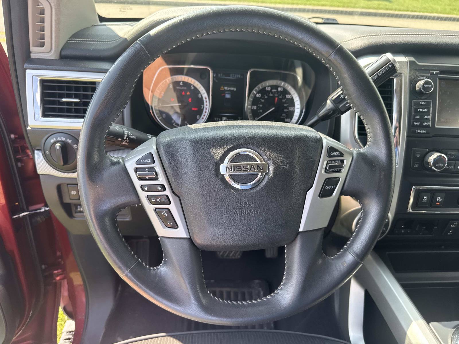 Used 2017 Nissan Titan PRO-4X AWD/4WD image 20