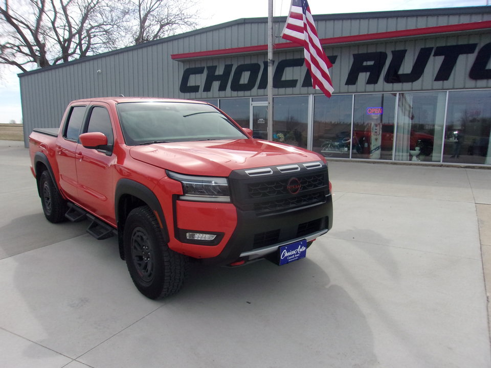 Used 2025 Nissan Frontier PRO-4X AWD/4WD image 1