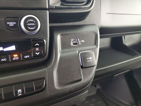 Used 2025 RAM ProMaster 2500 w/ Convenience Group FWD image 22