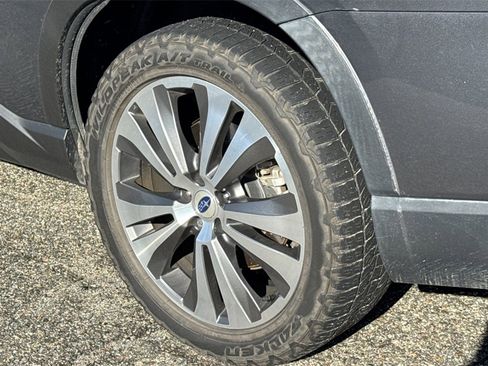 Used 2020 Subaru Ascent Limited w/ Technology Package image 9