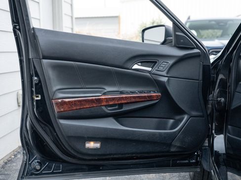 Used 2012 Honda Crosstour EX-L image 24