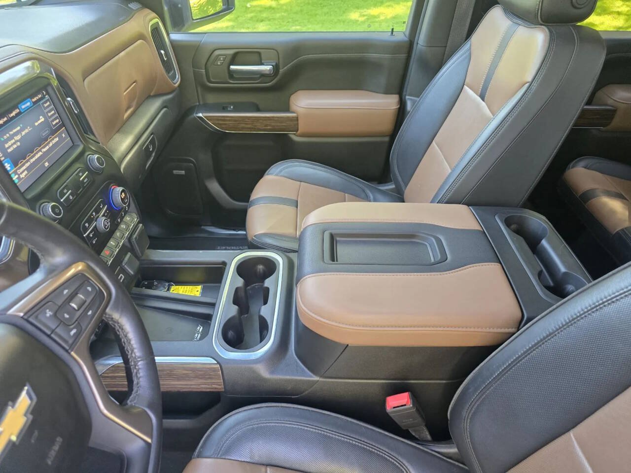Used 2022 Chevrolet Silverado 3500 High Country w/ Z71 Off-Road Package AWD/4WD image 30