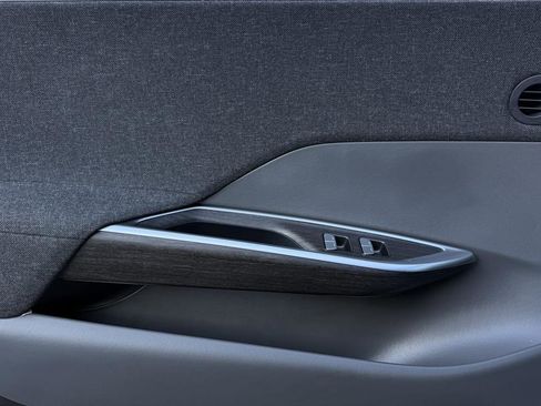 Used 2024 Lucid Air Touring image 26