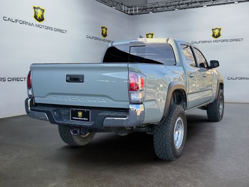 Used 2023 Toyota Tacoma TRD Off-Road image 5