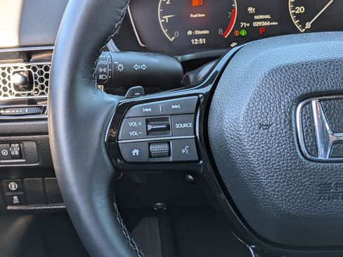 Used 2023 Honda Civic Sport image 14