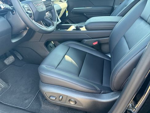 New 2026 GMC Acadia Elevation w/ Black Edition AWD/4WD image 19