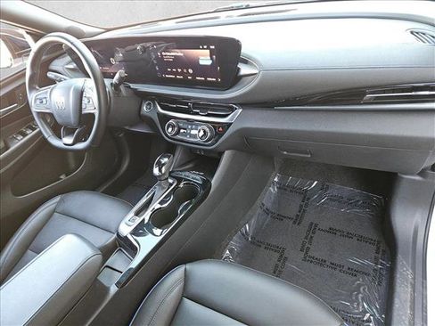 Used 2024 Buick Envista Sport Touring w/ Convenience II Package FWD image 24