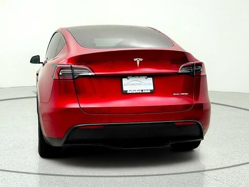 Used 2024 Tesla Model Y Long Range AWD/4WD image 6