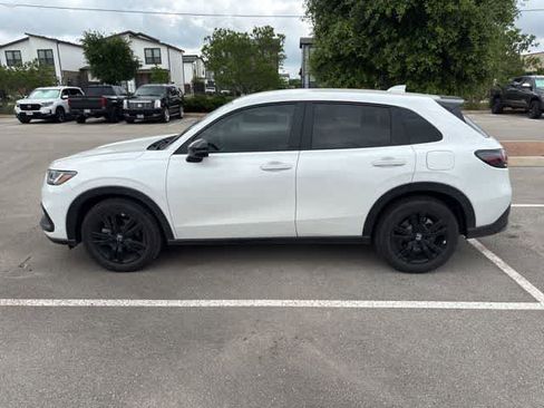 Used 2026 Honda HR-V Sport image 2