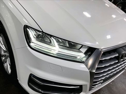 Used 2019 Audi Q7 3.0T Premium Plus AWD/4WD image 28