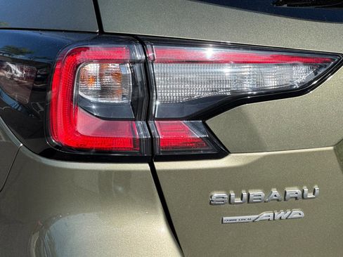 Certified 2023 Subaru Outback Premium AWD/4WD image 31