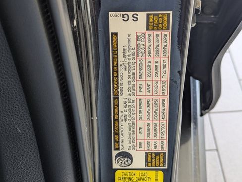 Used 2020 Toyota Corolla LE FWD image 14