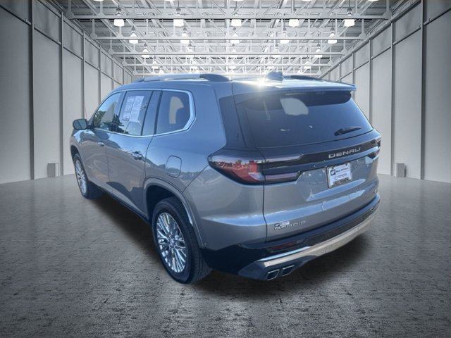 Used 2024 GMC Acadia Denali w/ Super Cruise Package FWD image 3