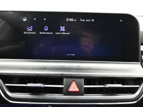Used 2025 Kia Seltos S FWD image 40