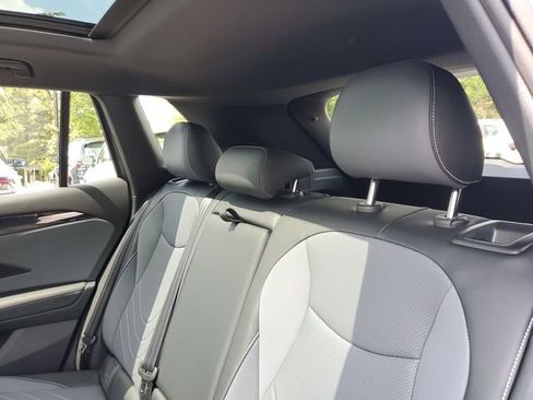New 2026 Volkswagen Tiguan SE R-Line FWD image 9