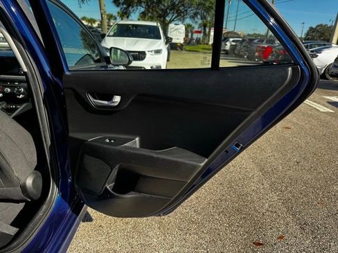 Used 2019 Kia Rio S w/ Technology Package image 17