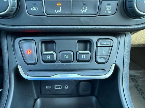 Certified 2019 GMC Terrain SLE FWD image 25