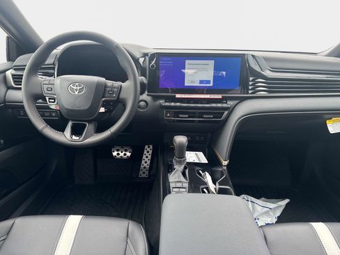 New 2026 Toyota Camry SE FWD image 13