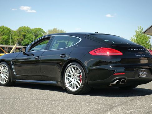 Used 2014 Porsche Panamera AWD/4WD image 3