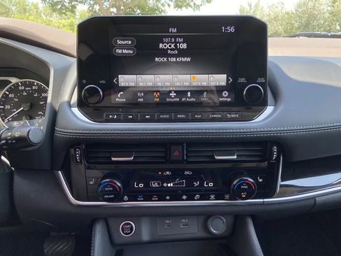Used 2023 Nissan Rogue SL w/ SL Premium Package AWD/4WD image 20