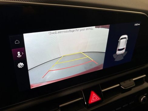 New 2026 Kia Niro EX FWD image 25