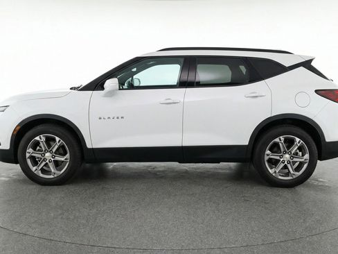 Used 2025 Chevrolet Blazer LT image 5