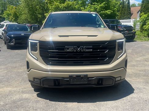 Used 2023 GMC Sierra 1500 Elevation w/ Elevation Premium Package AWD/4WD image 11