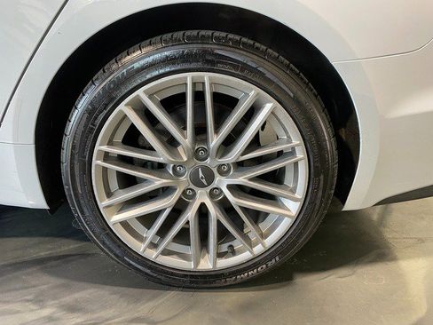 Used 2020 Genesis G70 2.0T image 11