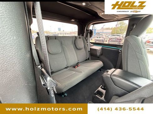 Used 2024 Jeep Wrangler Sport AWD/4WD image 25