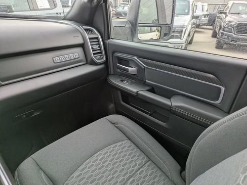 New 2026 RAM 2500 Big Horn AWD/4WD image 19