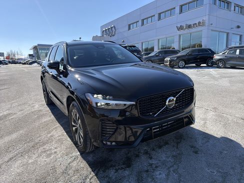 Certified 2025 Volvo XC60 B5 Core image 1